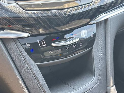 Certified 2024 Cadillac XT6 Premium Luxury AWD/4WD image 65