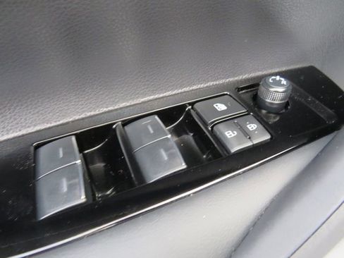 Certified 2025 Toyota Corolla SE w/ SE Package image 34