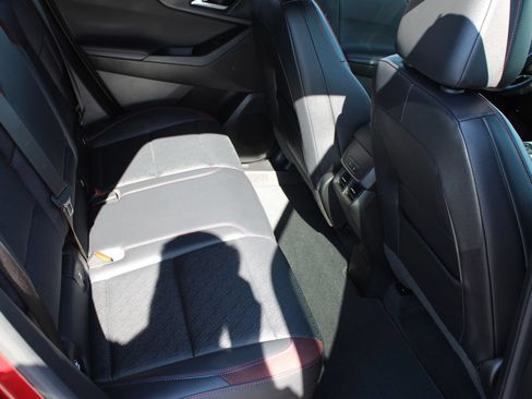 Used 2025 Chevrolet Equinox RS w/ Convenience Package III AWD/4WD image 24