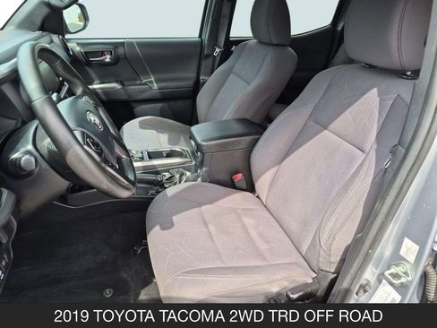 Used 2019 Toyota Tacoma TRD Off-Road w/ Technology Package RWD image 14