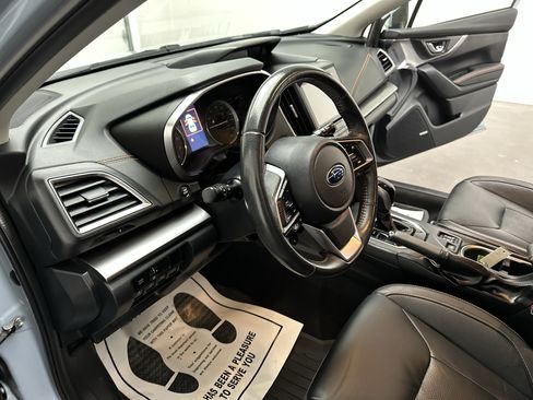 Used 2020 Subaru Crosstrek 2.0i Limited w/ Moonroof Package w/Navigation AWD/4WD image 16