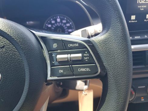 Used 2021 Kia Forte LXS FWD image 23