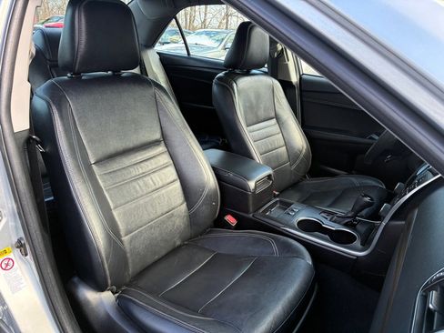 Used 2016 Toyota Camry XLE image 18