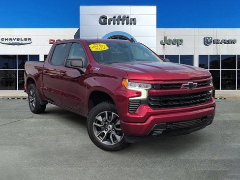 Used 2024 Chevrolet Silverado 1500 RST AWD/4WD image 2