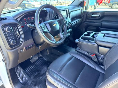Used 2024 Chevrolet Silverado 3500 W/T image 11