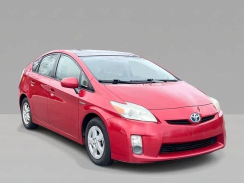 Used 2011 Toyota Prius Four w/ Solar Roof Pkg FWD image 2