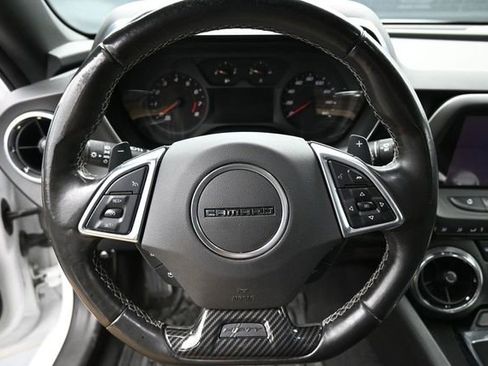 Used 2017 Chevrolet Camaro LT w/ Technology Package image 13