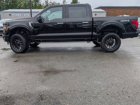 Used 2025 Ford F150 XLT w/ Equipment Group 301A Standard AWD/4WD image 3