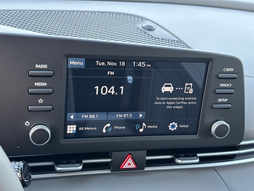 Certified 2026 Hyundai Elantra Sport FWD image 21