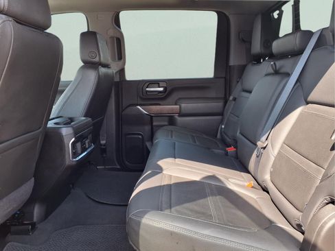 Used 2022 GMC Sierra 2500 Denali image 12