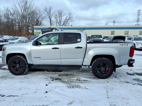 Used 2018 Chevrolet Colorado LT w/ Redline Special Edition image 2