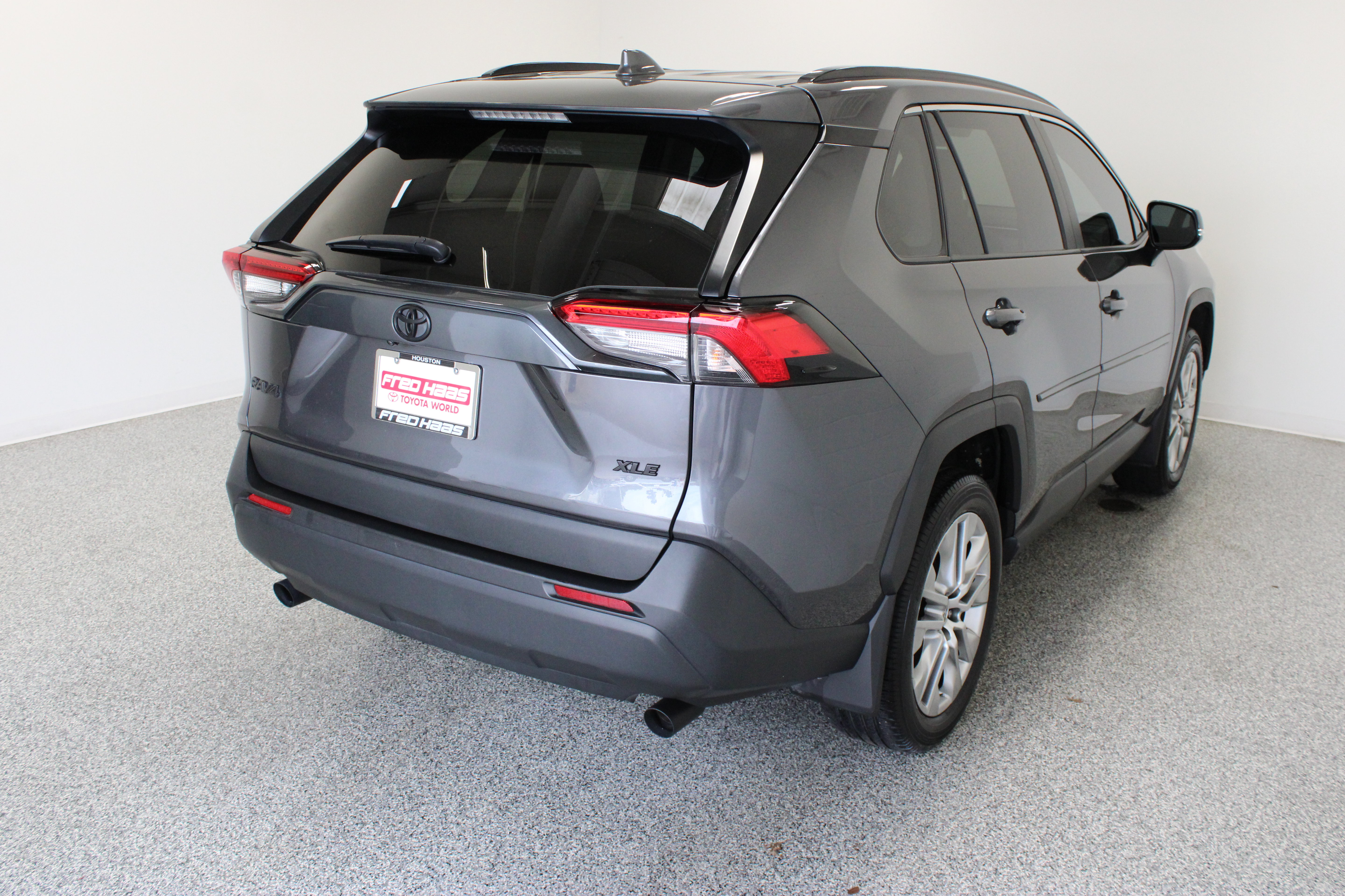 Certified 2025 Toyota RAV4 XLE Premium FWD image 7