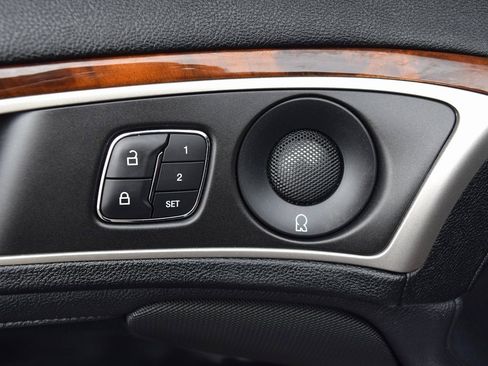 Used 2020 Lincoln MKZ Reserve w/ Elements Package image 28