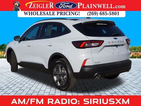 Used 2025 Ford Escape ST-Line image 3