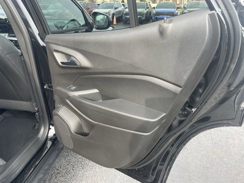 Used 2025 Chevrolet Trax LT w/ Driver Confidence Package image 22