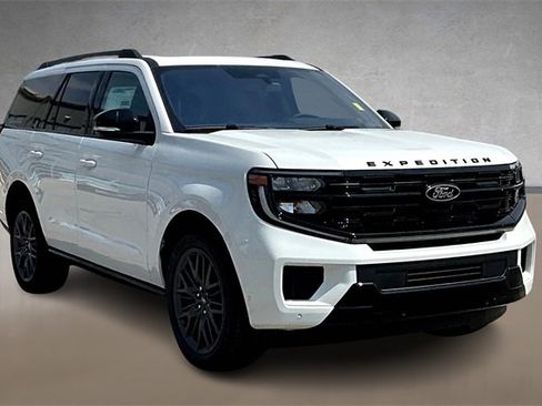 New 2025 Ford Expedition Platinum w/ Stealth Performance Package image 2