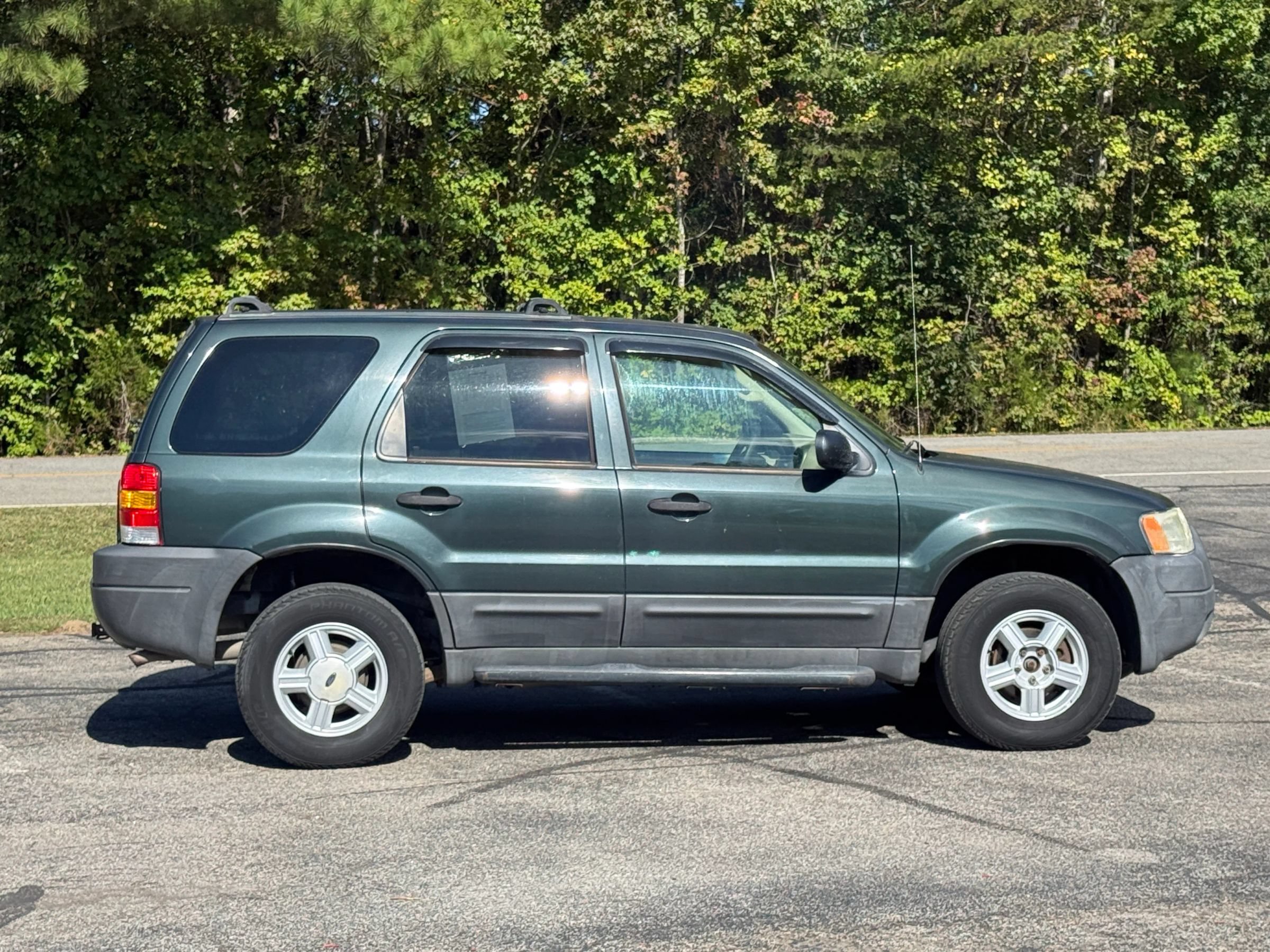 Used 2003 Ford Escape XLT AWD/4WD image 3