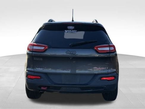 Used 2017 Jeep Cherokee Trailhawk w/ Comfort/Convenience Group image 6