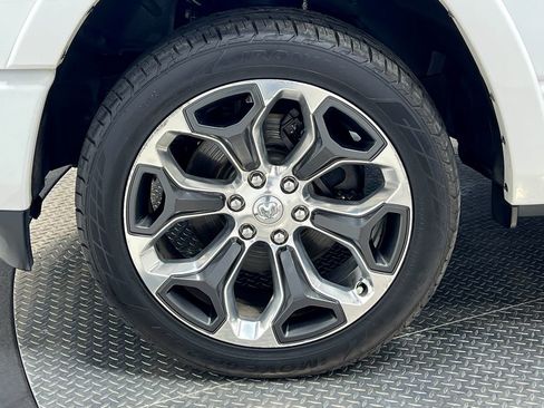 Used 2020 RAM 1500 Limited w/ Advanced Safety Group AWD/4WD image 39