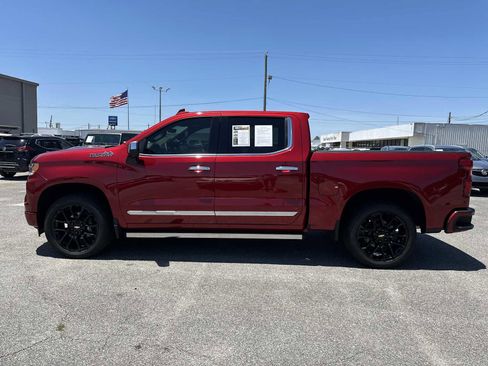 Used 2025 Chevrolet Silverado 1500 High Country w/ High Country Premium Package AWD/4WD image 6