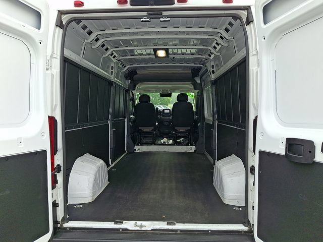 Used 2025 RAM ProMaster 2500 w/ Convenience Group FWD image 29