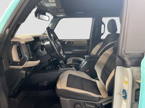 Used 2021 Ford Bronco Wildtrak image 21