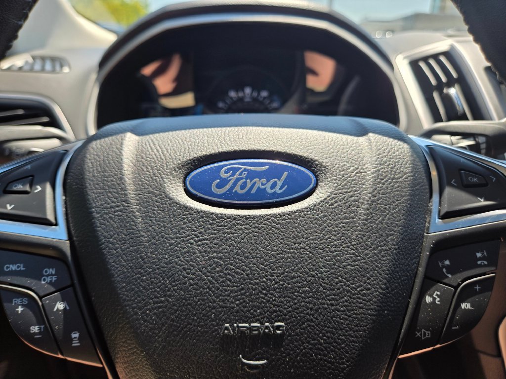Used 2020 Ford Edge SEL w/ Convenience Package AWD/4WD image 25