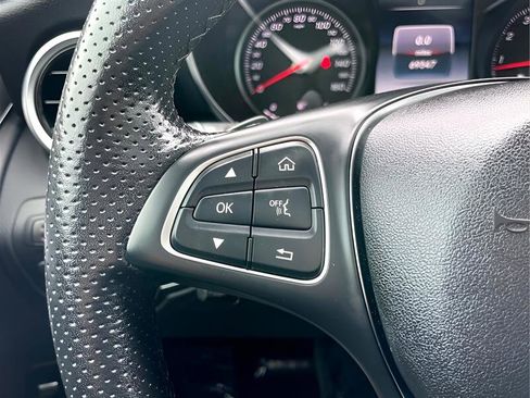 Used 2019 Mercedes-Benz GLC 300 image 14