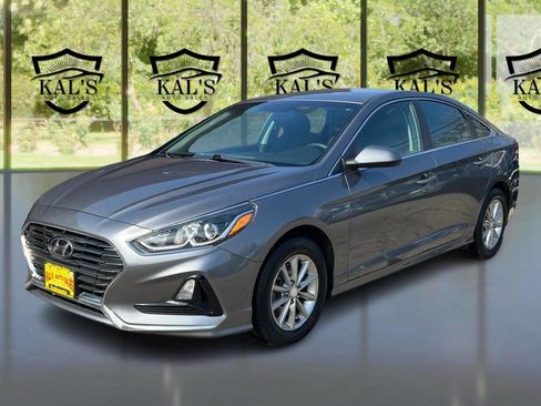 Used 2019 Hyundai Sonata SE image 1