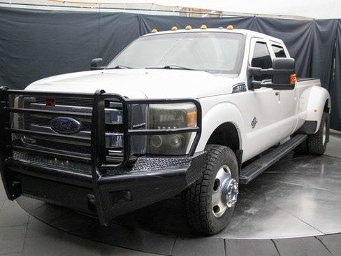 Used 2015 Ford F350 Lariat w/ Lariat Ultimate Package image 6