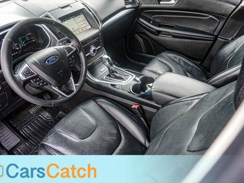 Used 2017 Ford Edge Titanium w/ Technology Package FWD image 17