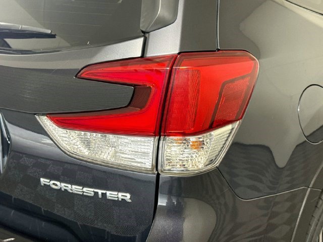 Used 2019 Subaru Forester Premium AWD/4WD image 33