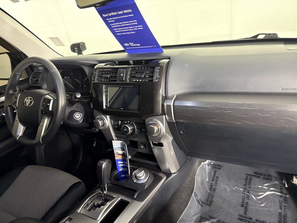 Used 2020 Toyota 4Runner 4WD image 34