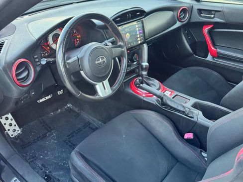 Used 2013 Scion FR-S image 8