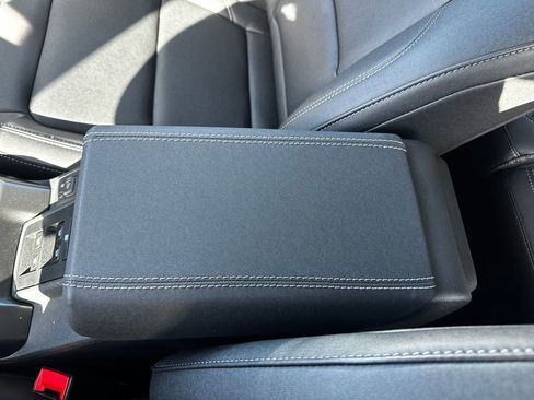 New 2025 Ford Bronco Badlands image 73