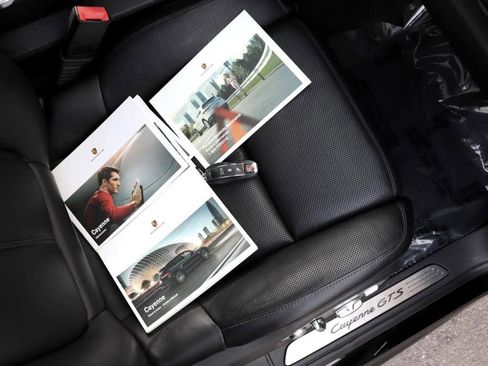 Used 2017 Porsche Cayenne GTS image 93