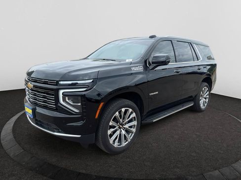 Used 2025 Chevrolet Tahoe High Country w/ Sun And Tow Package AWD/4WD image 2