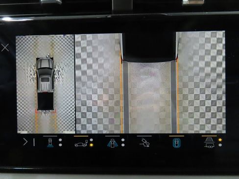 Used 2022 GMC Sierra 1500 Denali Ultimate image 12