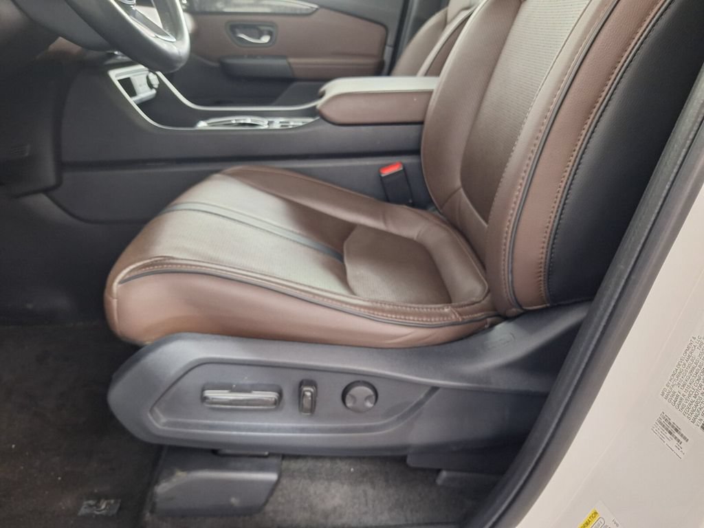 Used 2024 Honda Pilot Elite image 31