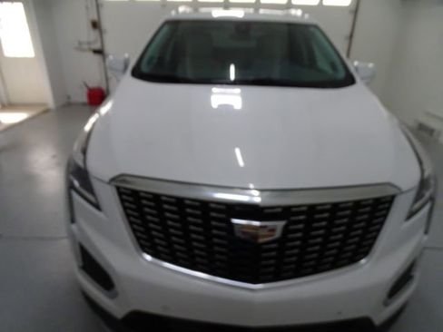 Certified 2023 Cadillac XT5 Premium Luxury FWD image 25