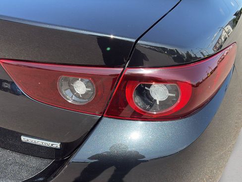 Used 2023 MAZDA MAZDA3 s FWD image 46