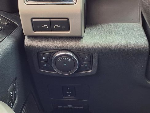 Used 2022 Ford F250 Lariat w/ Lariat Value Package image 20