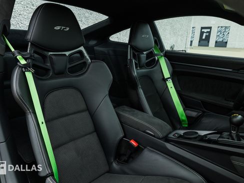 Used 2022 Porsche 911 GT3 RWD image 33
