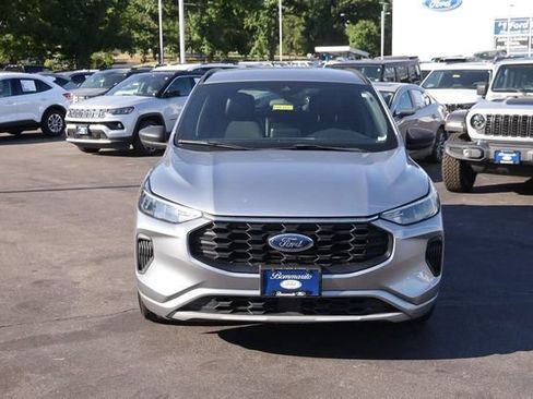 Used 2023 Ford Escape ST-Line FWD image 4