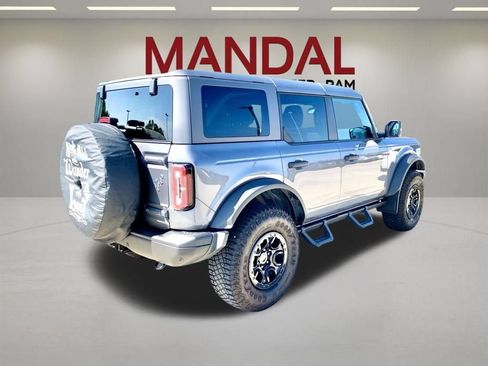 Used 2023 Ford Bronco Badlands AWD/4WD image 5