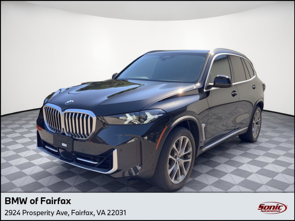 Used 2024 BMW X5 xDrive40i w/ Parking Assistance Package AWD/4WD image 1