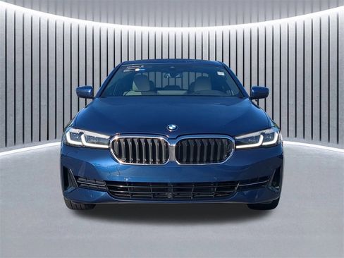 Certified 2023 BMW 530i w/ Premium Package image 10