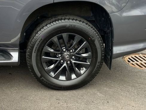 Used 2023 Lexus GX 460 Premium w/ Premium Plus Package image 9