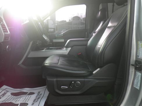 Used 2017 Ford F350 Lariat w/ Lariat Ultimate Package image 17