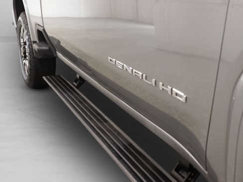 Used 2025 GMC Sierra 2500 Denali w/ Denali Reserve Package AWD/4WD image 34